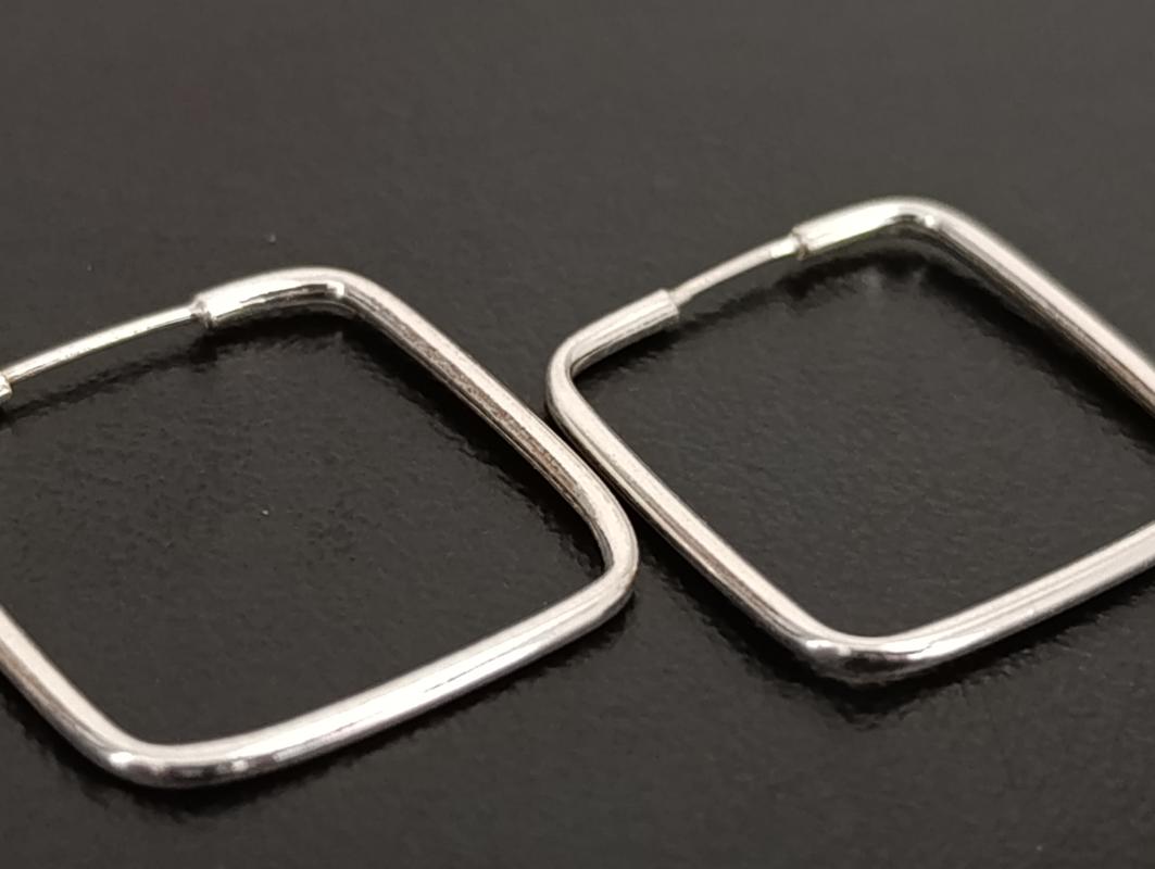 Argola Quadrada Aro Redondo - Prata 925 - Imagem 2