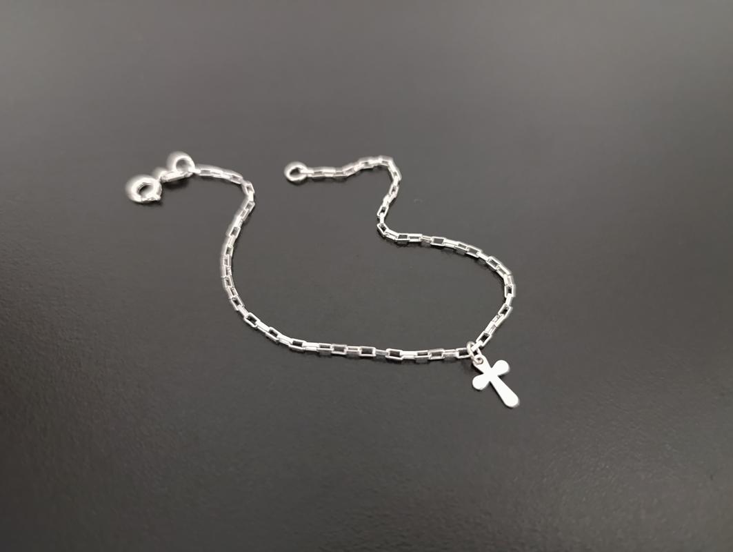 Pulseira Cartier com Pingente Cruz - Prata 925