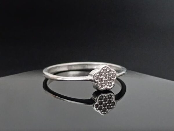Anel Flor com Micro Zircônias - Prata 925 - Imagem 3