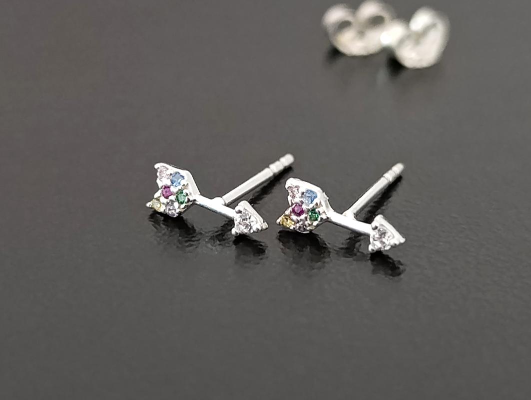 Brinco Flecha Micro Zircônias - Prata 925 - Imagem 2