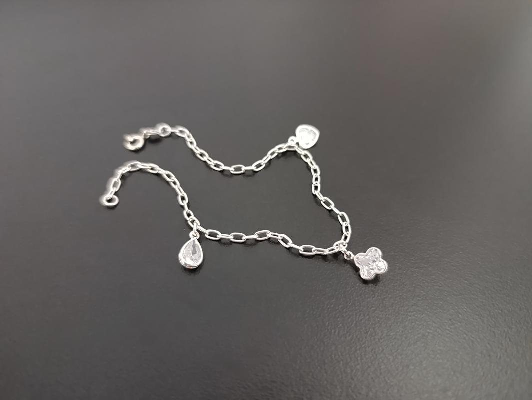 Pulseira com 3 Pingentes - Prata 925